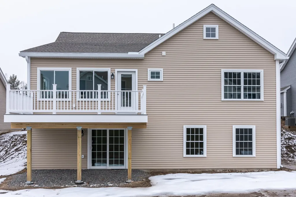 27 Toby Circle Merrimack NH 03054