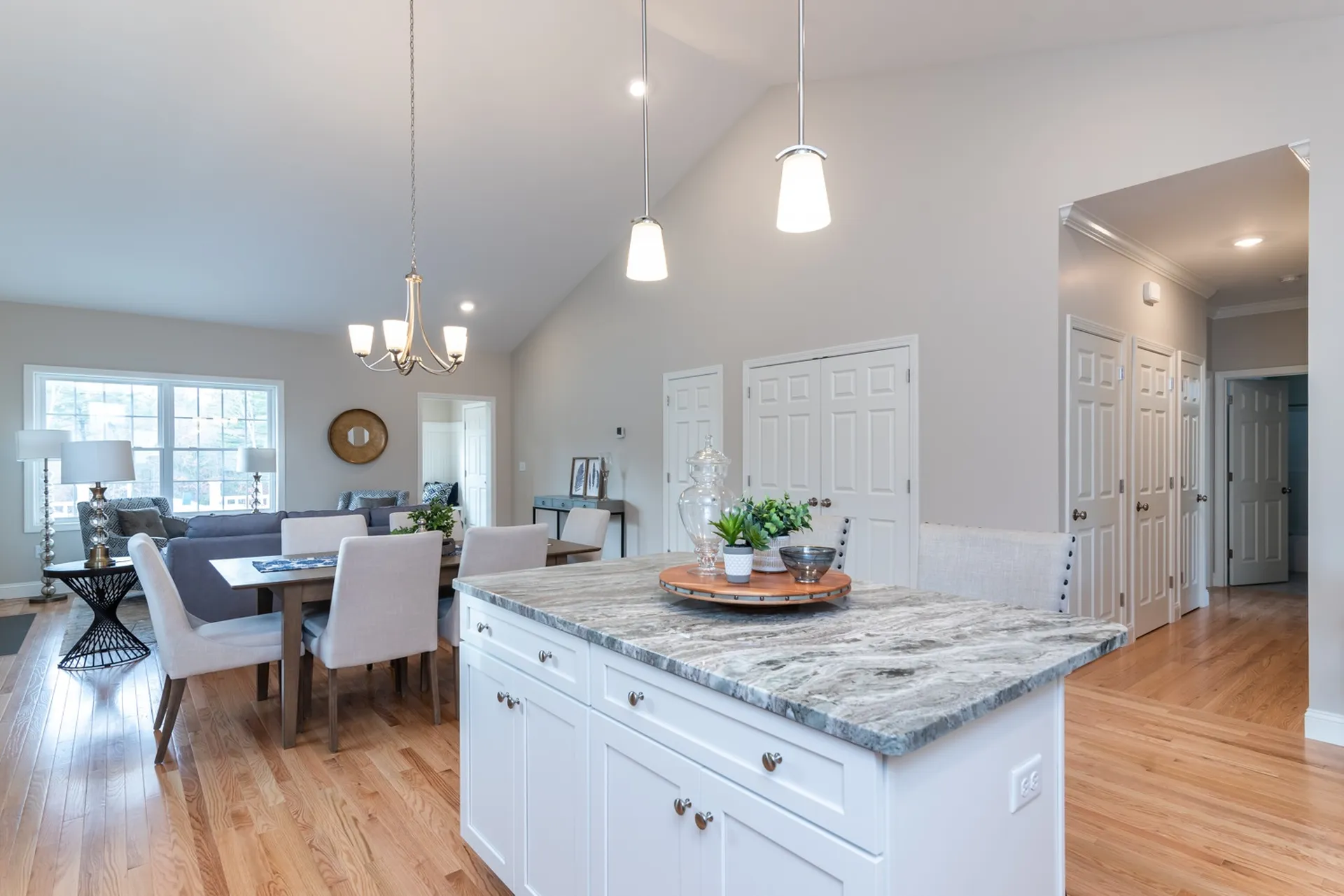 27 Toby Circle Merrimack NH 03054