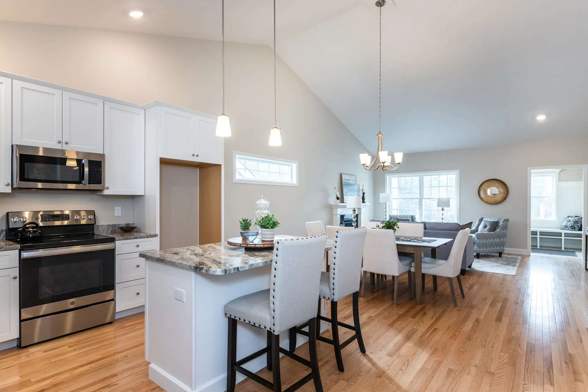 27 Toby Circle Merrimack NH 03054
