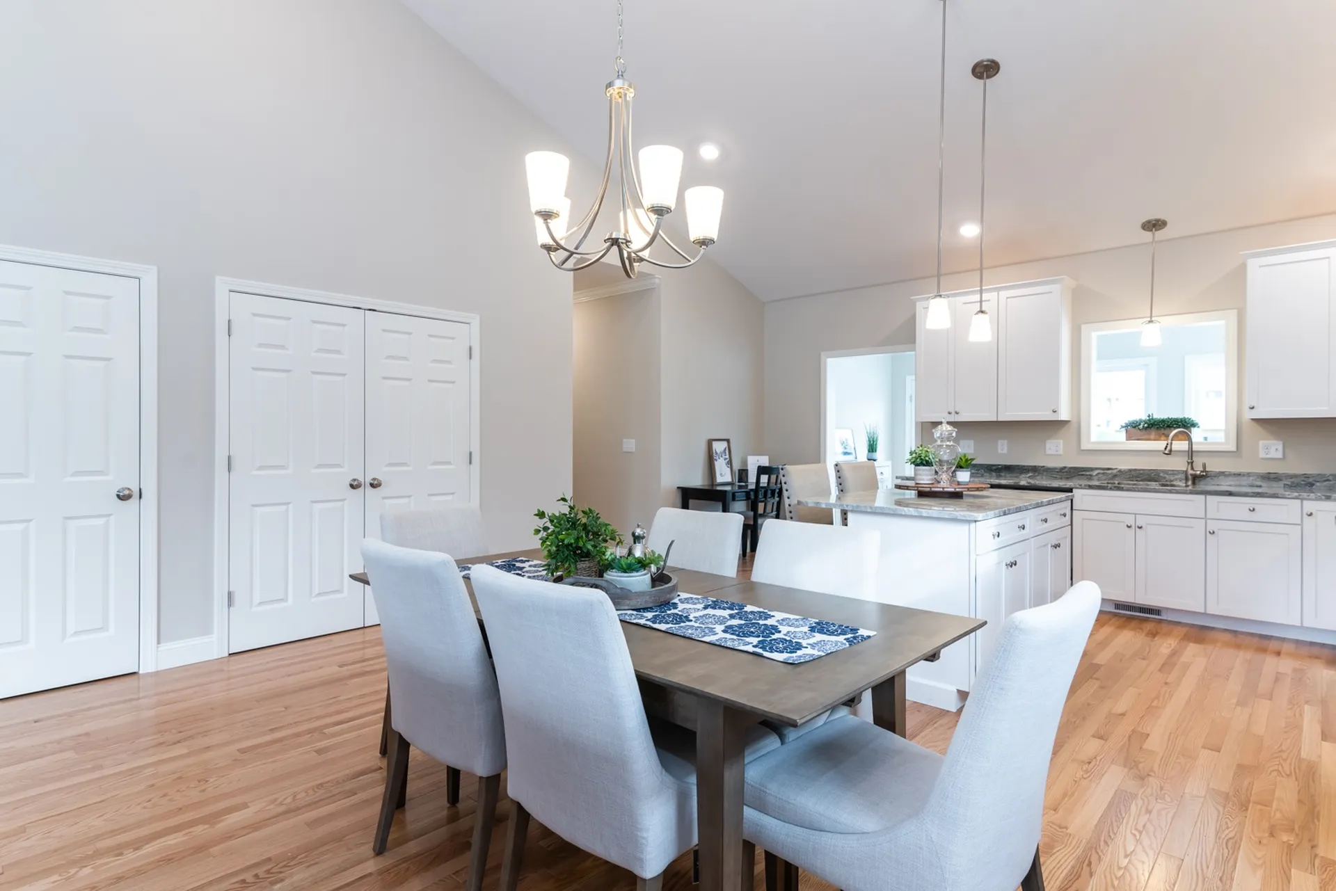 27 Toby Circle Merrimack NH 03054