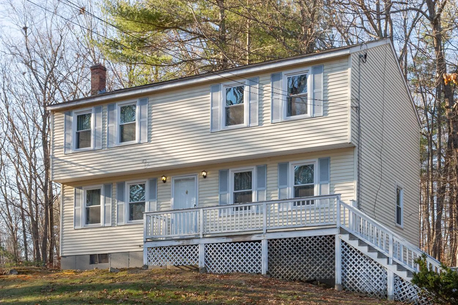 4 Keats Drive Derry NH 03038