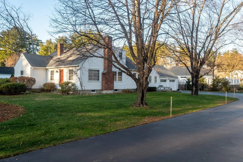 106 Old Dover Road Rochester NH 03867