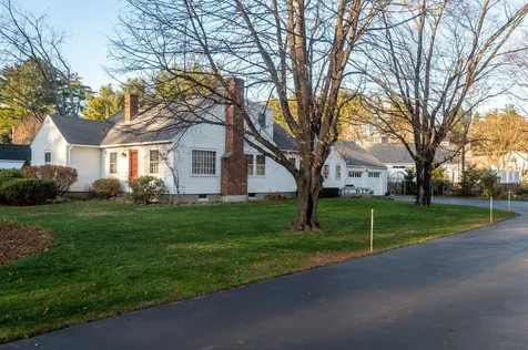 106 Old Dover Road Rochester NH 03867