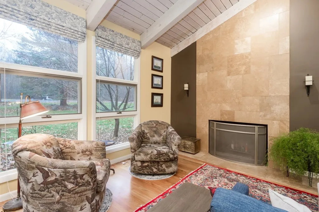 27 Orchard Drive Durham NH 03824