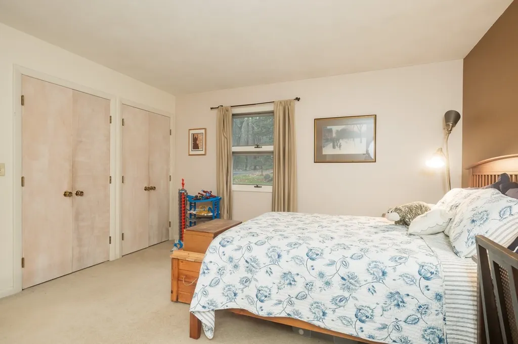 27 Orchard Drive Durham NH 03824