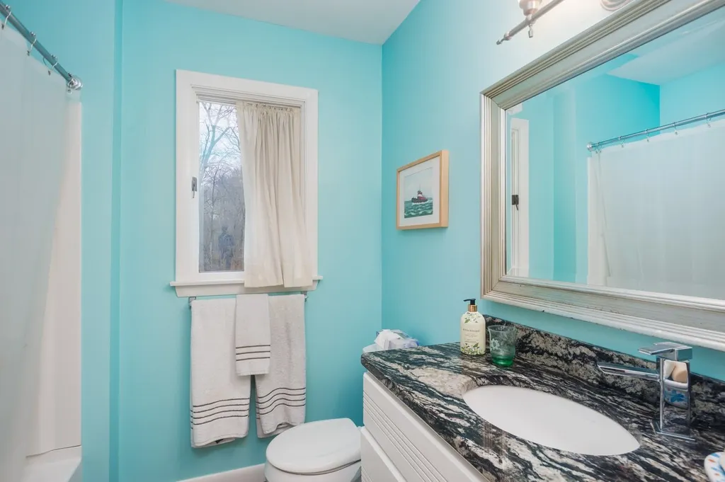 27 Orchard Drive Durham NH 03824