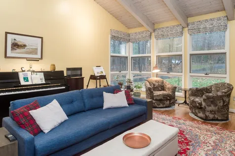 27 Orchard Drive Durham NH 03824