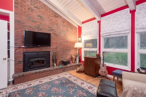 27 Orchard Drive Durham NH 03824