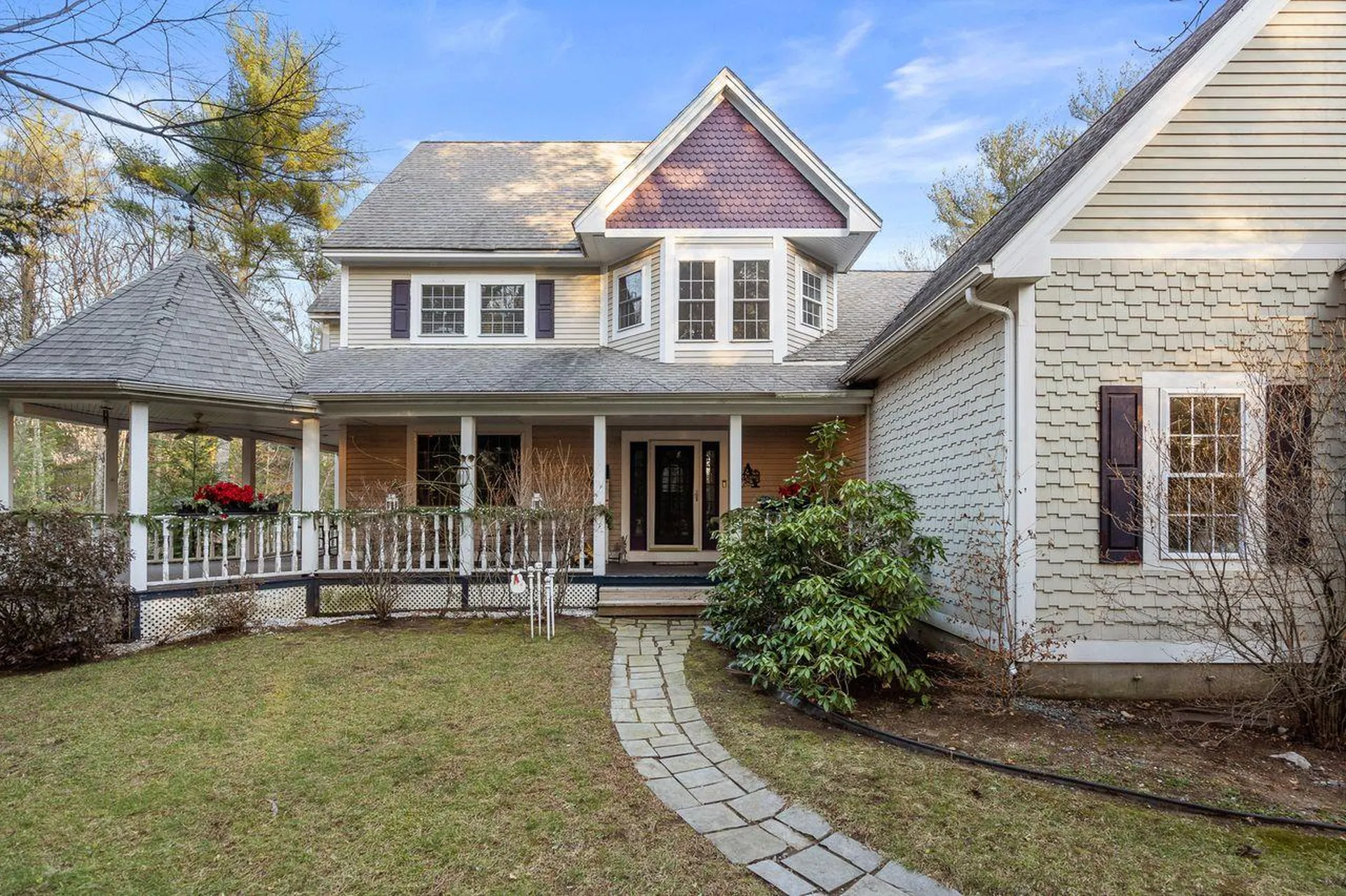 33 Dupaw Gould Road Brookline NH 03033