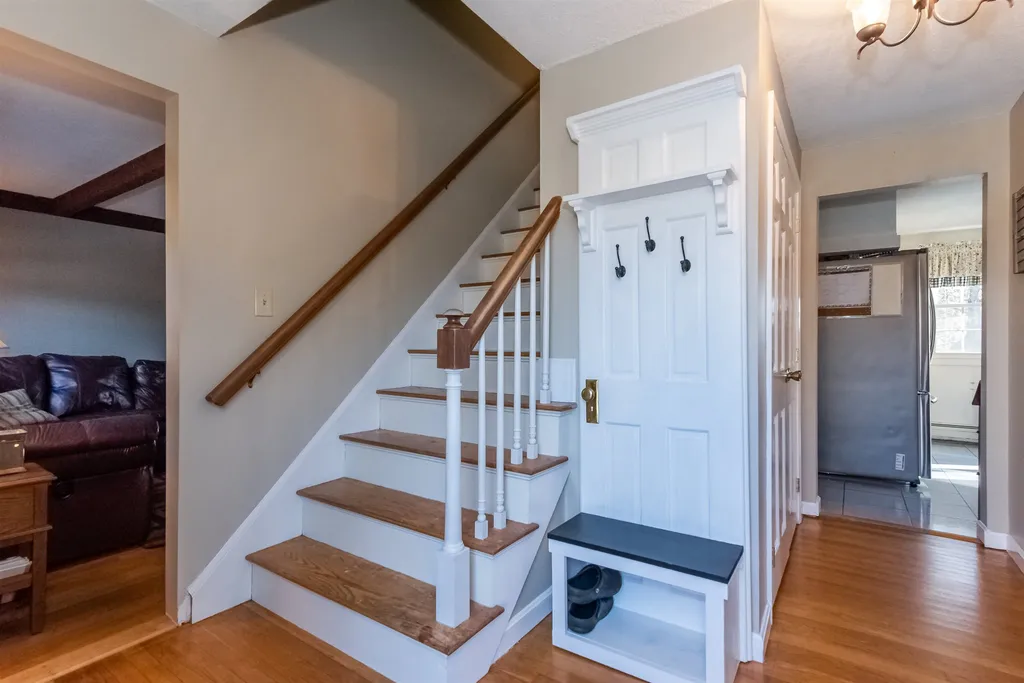 33 Veterans Terrace Somersworth NH 03878