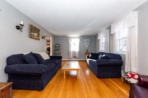 33 Veterans Terrace Somersworth NH 03878