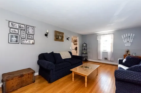 33 Veterans Terrace Somersworth NH 03878