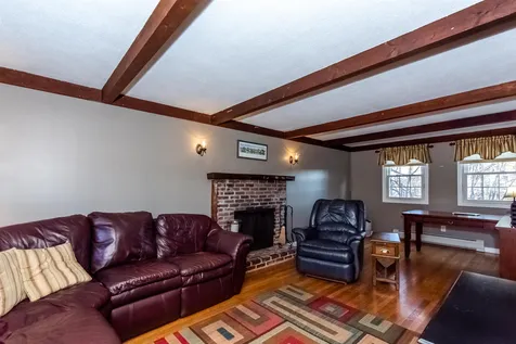33 Veterans Terrace Somersworth NH 03878