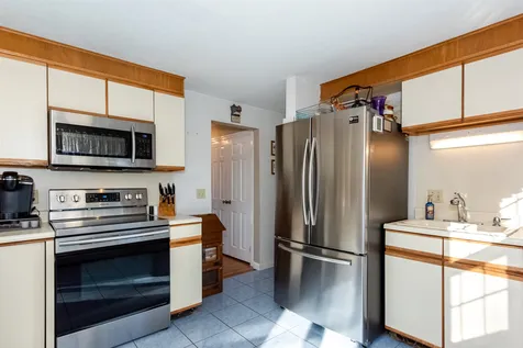 33 Veterans Terrace Somersworth NH 03878
