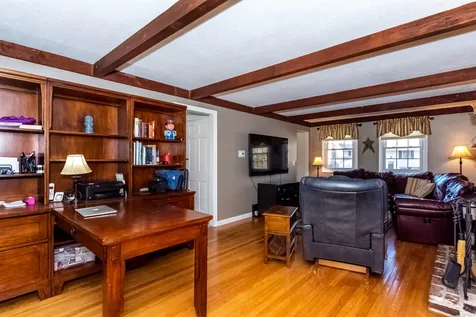33 Veterans Terrace Somersworth NH 03878