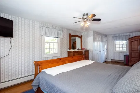 33 Veterans Terrace Somersworth NH 03878