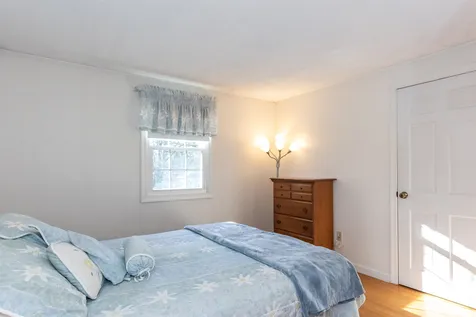33 Veterans Terrace Somersworth NH 03878