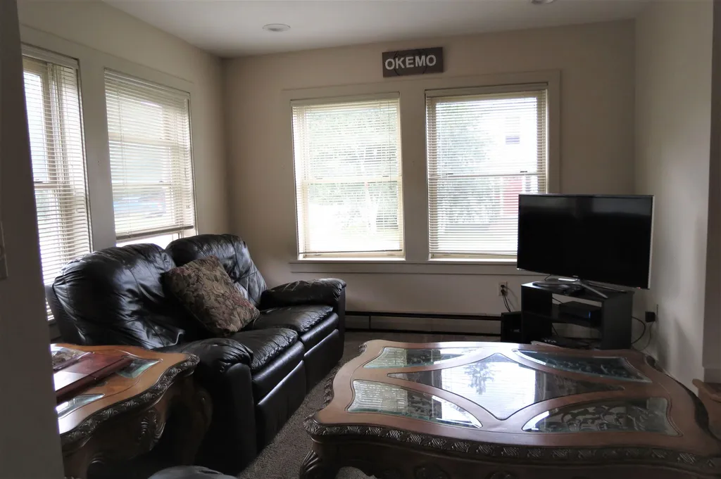 18 Pleasant Street Ludlow VT 05149