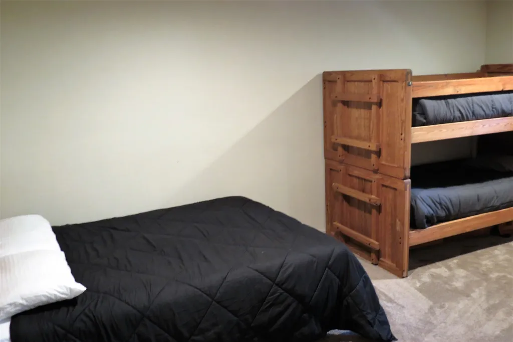 18 Pleasant Street Ludlow VT 05149
