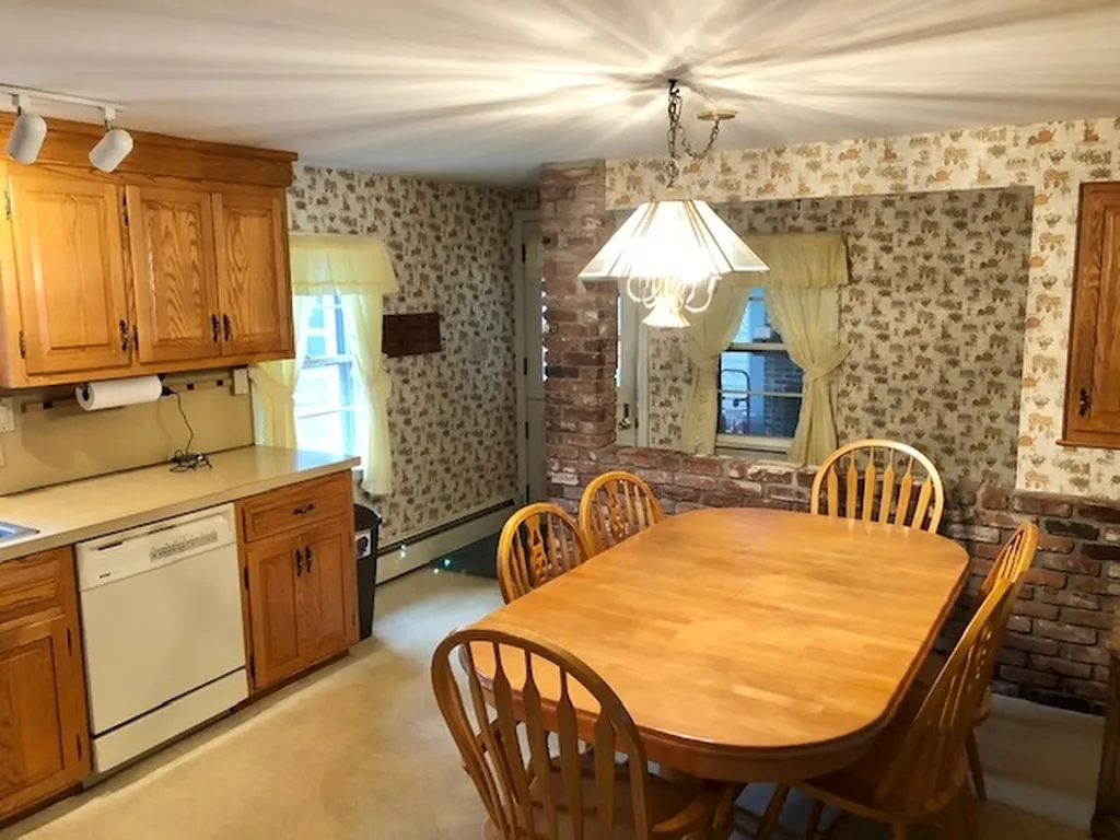 8 Cross Street Belmont NH 03220
