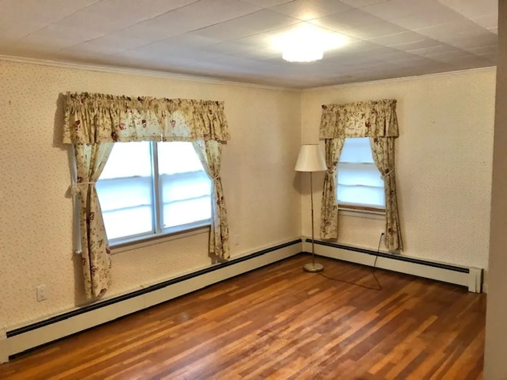 8 Cross Street Belmont NH 03220