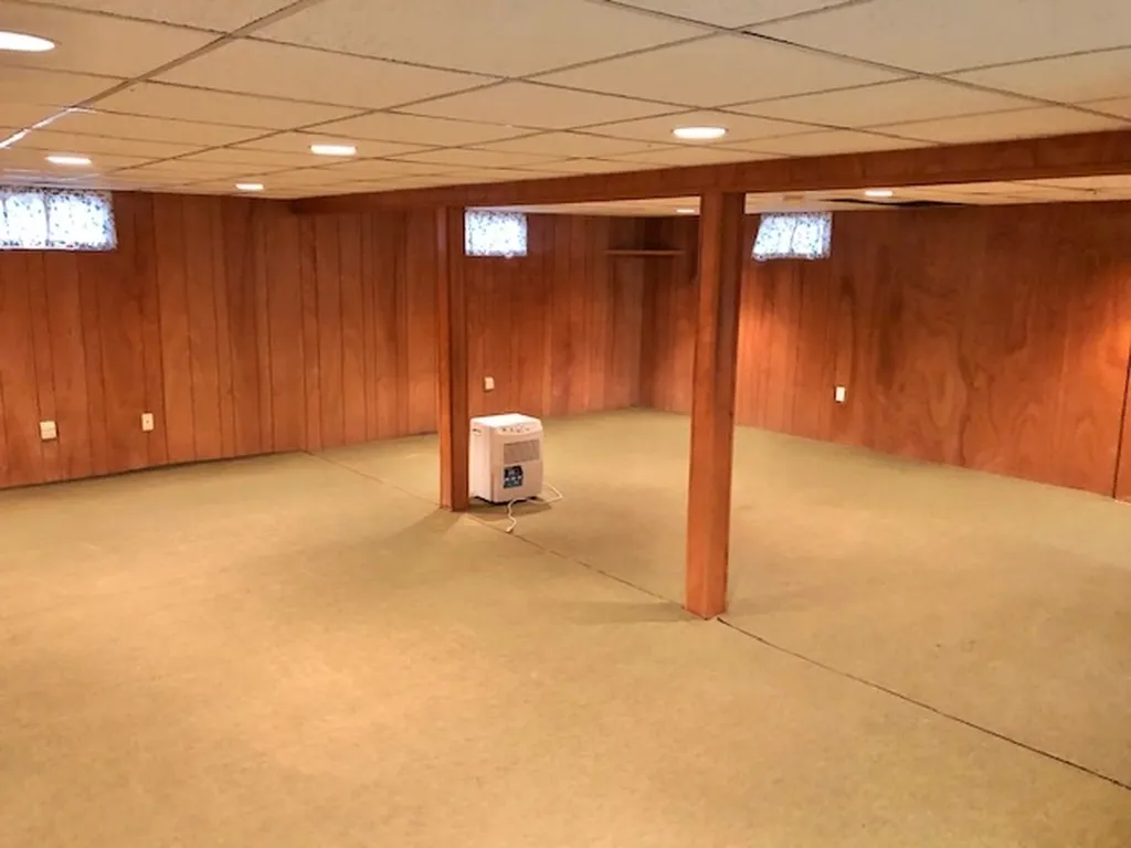 8 Cross Street Belmont NH 03220