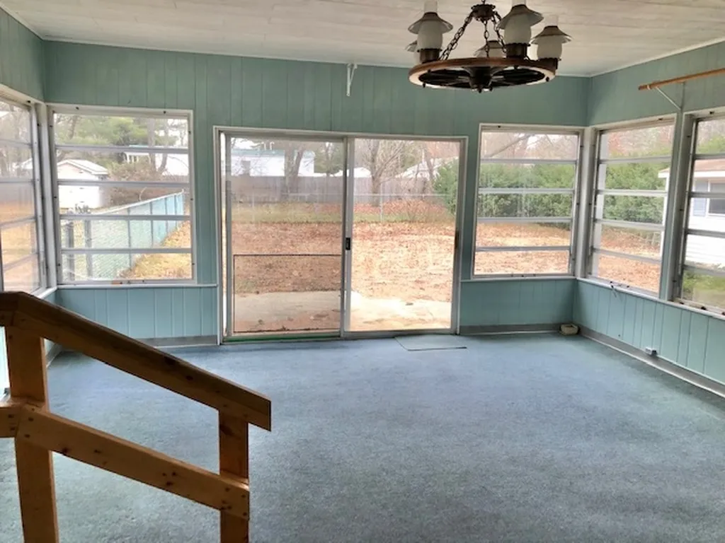 8 Cross Street Belmont NH 03220