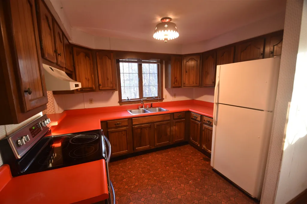 119 Oak Street Rochester NH 03839