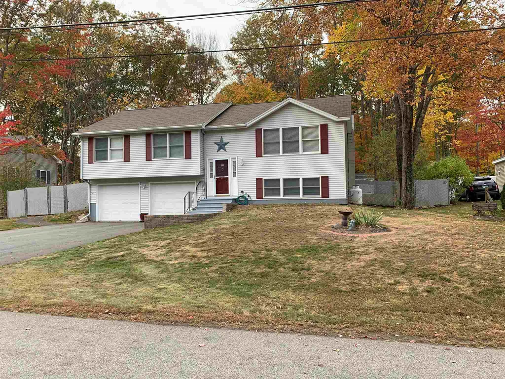 12 Yvonne Street Rochester NH 03867