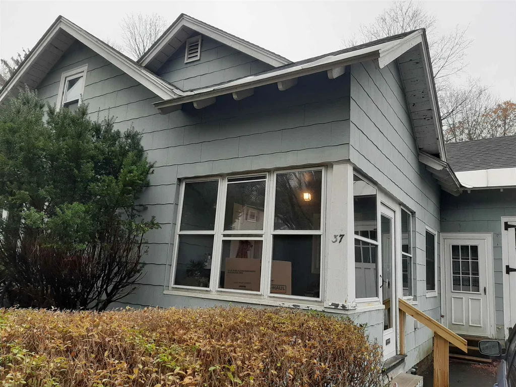 37 Eastern Avenue Keene NH 03431