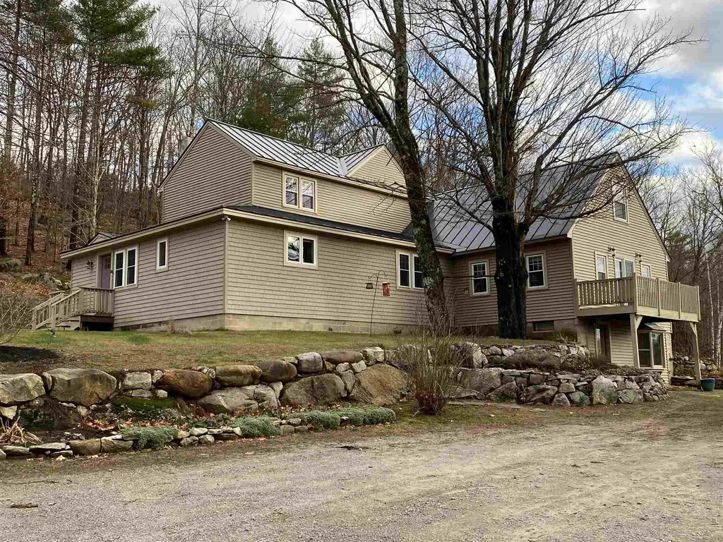 359 White Plains Road Webster NH 03303