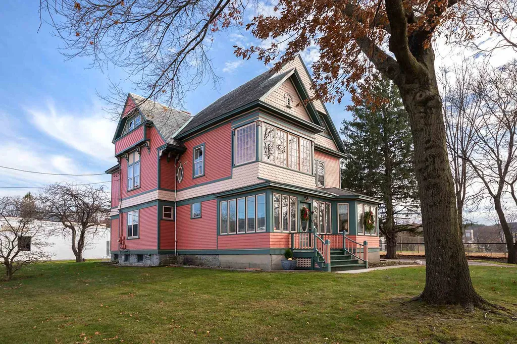 185 North Street Bennington VT 05201