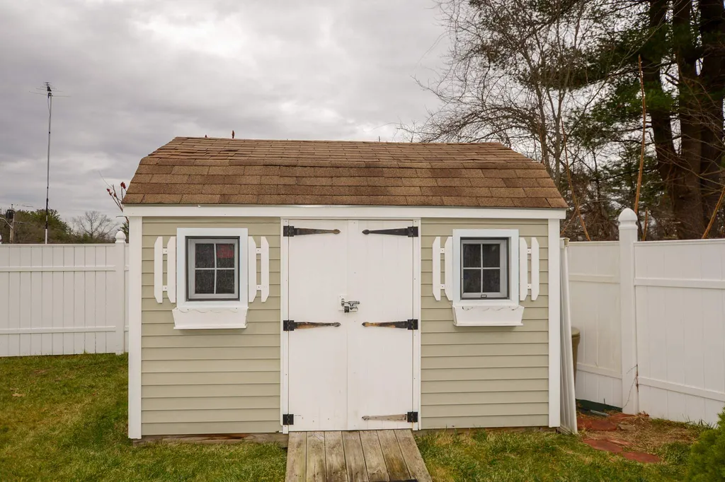 29 Boa Lane Seabrook NH 03874