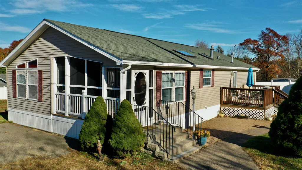 29 Boa Lane Seabrook NH 03874