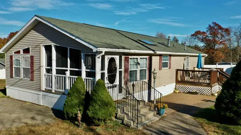 29 Boa Lane Seabrook NH 03874
