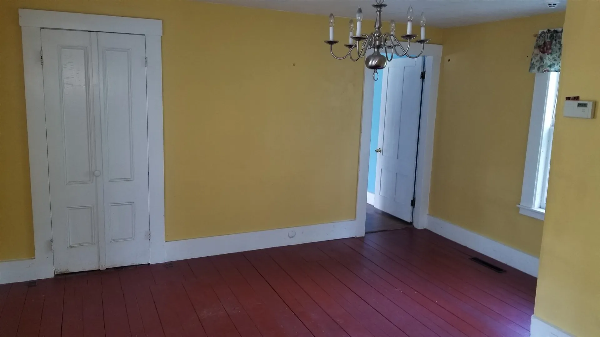 118 North Main Street Wolfeboro NH 03894