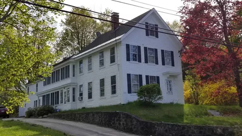 118 North Main Street Wolfeboro NH 03894