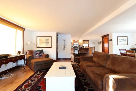 253 Pavillion Lane Barnet VT 05821
