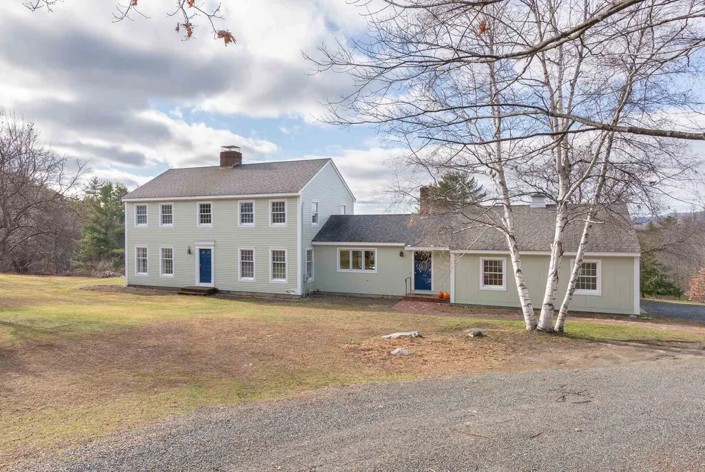 27 Pease Road Meredith NH 03253