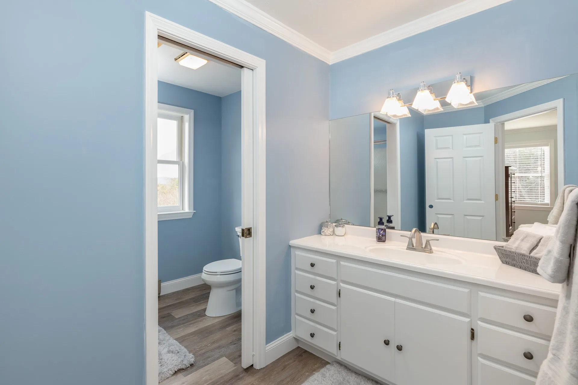 27 Pease Road Meredith NH 03253