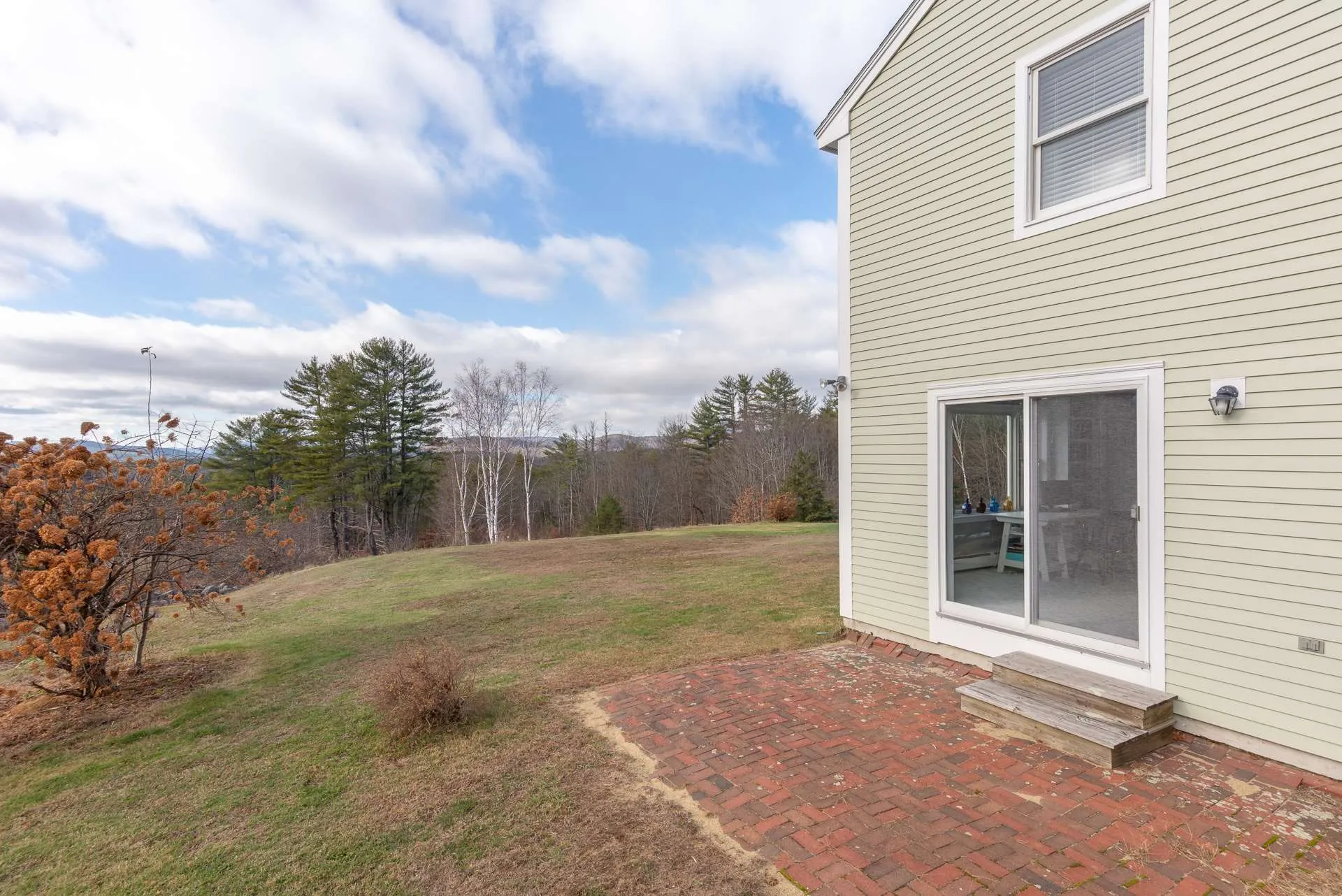27 Pease Road Meredith NH 03253