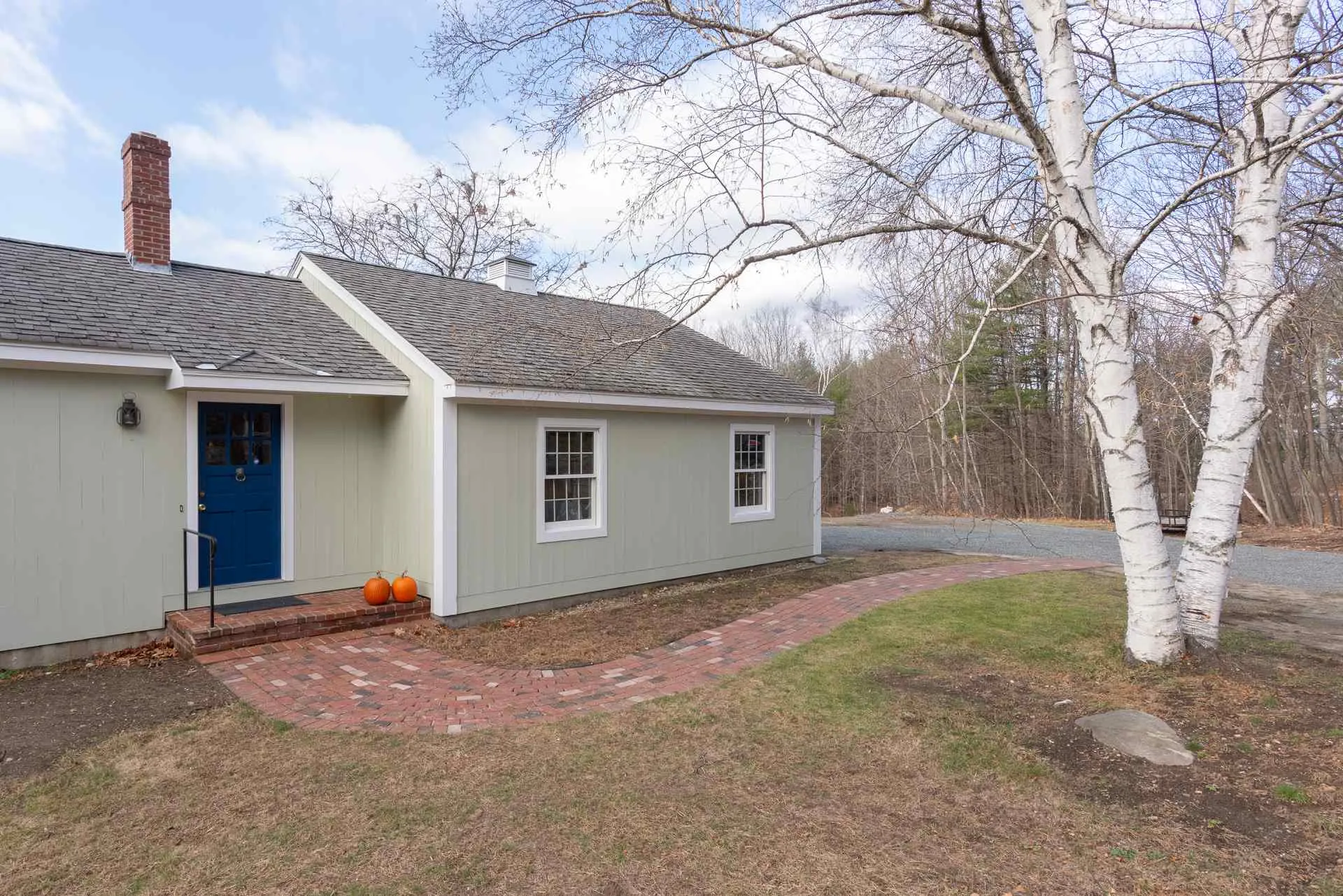 27 Pease Road Meredith NH 03253