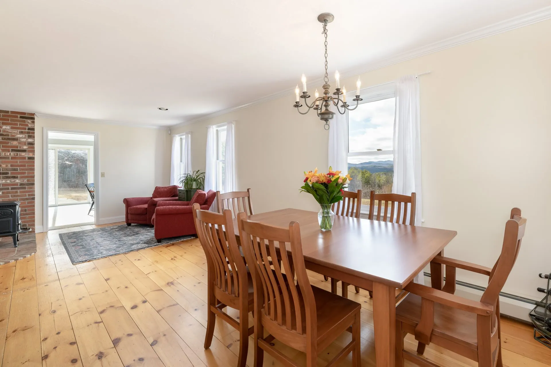 27 Pease Road Meredith NH 03253