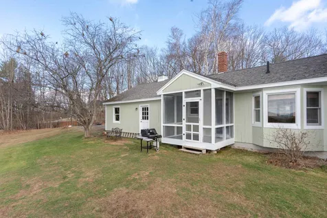 27 Pease Road Meredith NH 03253