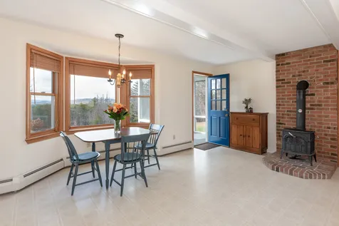 27 Pease Road Meredith NH 03253