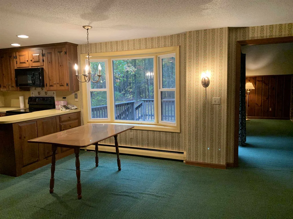 4 Wheelwright Circle Londonderry NH 03053