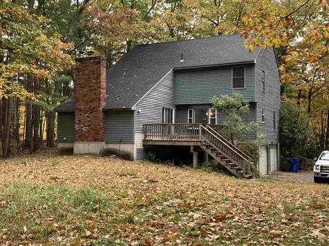 4 Wheelwright Circle Londonderry NH 03053