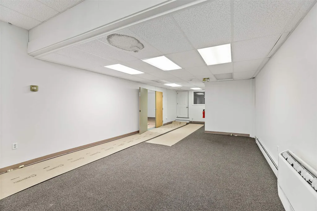 4 Center Street Wolfeboro NH 03894
