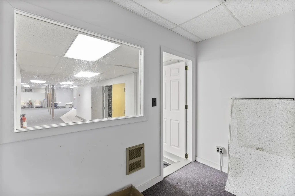 4 Center Street Wolfeboro NH 03894