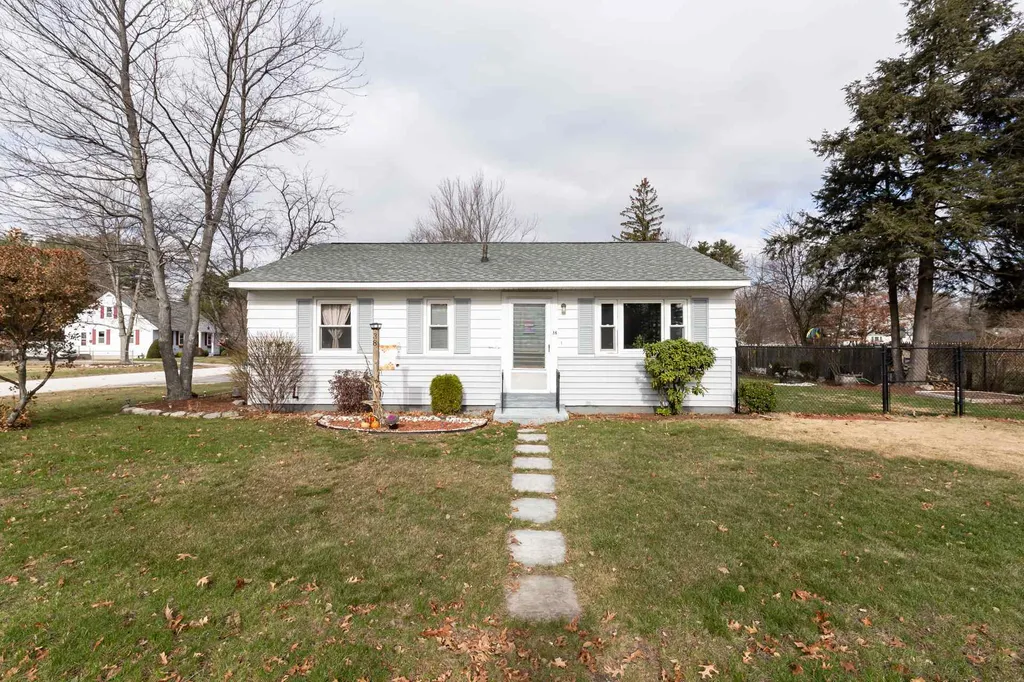 38 Seabee Street Bedford NH 03110